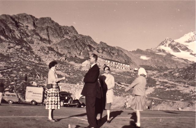 Op dat precieze ogenblik werd duidelijk dat ze over deze reis alle vier in een andere richting dachten.